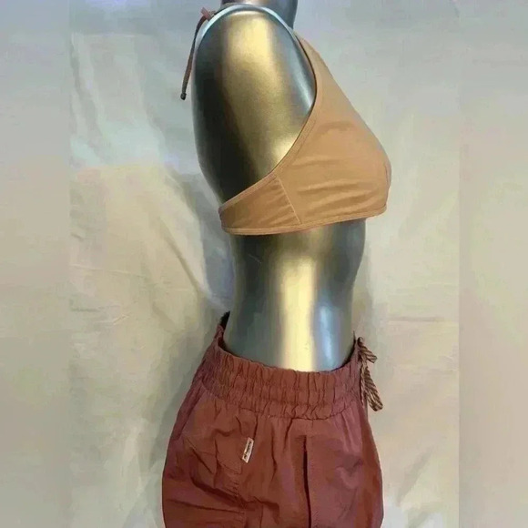 🆕Women’s Blush halter  top - Picture 3 of 16